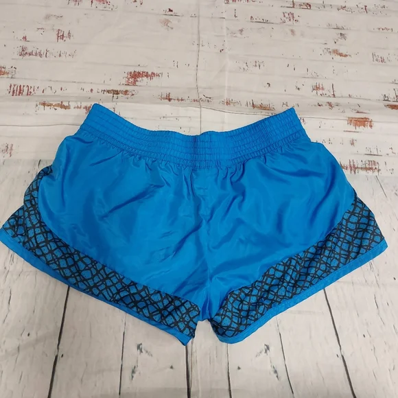 Nike lined women's running shorts - Picture 6 of 6